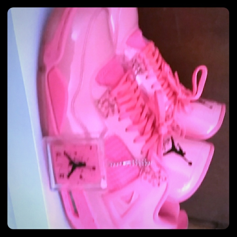 Jordan retro 4s